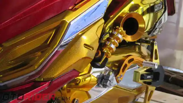 Dua Modifikasi Honda Vario Paling Nyeleneh di Indonesia