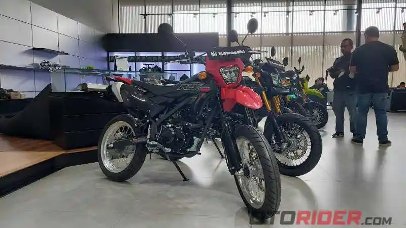 GALERI Kawasaki New KLX150SM 2024 Pengganti D Tracker 150