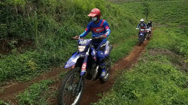 Alasan Kenapa Motor Off Road Pakai Pelek Jari Jari