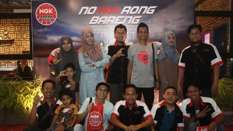 Pt Ngk Busi Indonesia Gelar Acara Nongkrong Bareng Bersama Komunitas