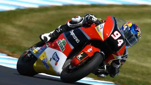 Hasil Latihan 1 Moto2 Malaysia: Jonas Folger Finish Terdepan, Johann Zarco Kedua