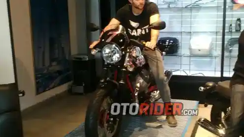 Usai Riding ke Bromo, Aaron Birmhall Jadi Betah di Indonesia