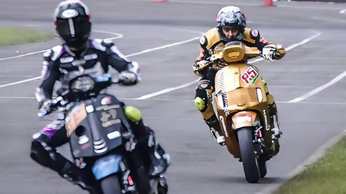 AJM Skuter KFactory Racing Incar Hasil Terbaik di Scooter Prix Ronde ke-4