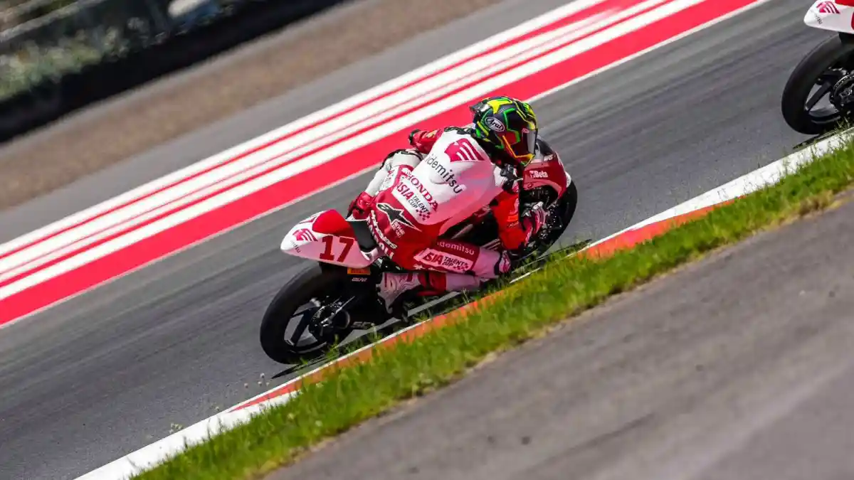 Pembalap Muda Astra Honda Nyaris Podium di IATC Mandalika