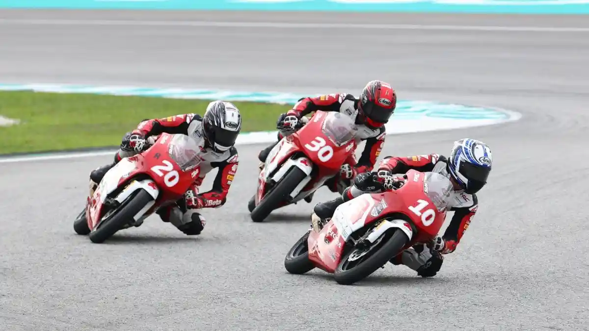 Pembalap Muda Astra Honda Akhiri Musim Asia Talent Cup 2025 dengan Performa Tangguh
