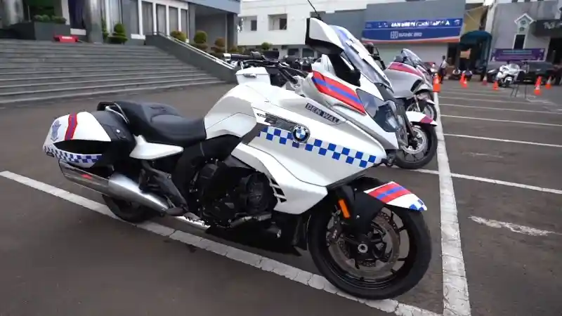 Spesifikasi BMW K1600 Bagger yang Digunakan Kepolisian Indonesia