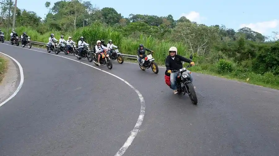 Ketika Penunggang Cleveland Cyclewerks Kenalkan Wisata Indonesia, Begini Ceritanya