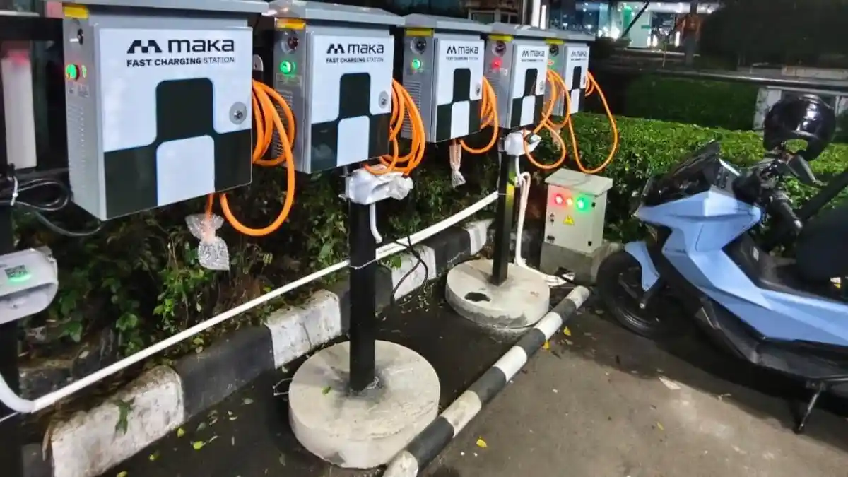 Dalam Setahun MAKA Motors Punya 70 Charger di 33 Lokasi