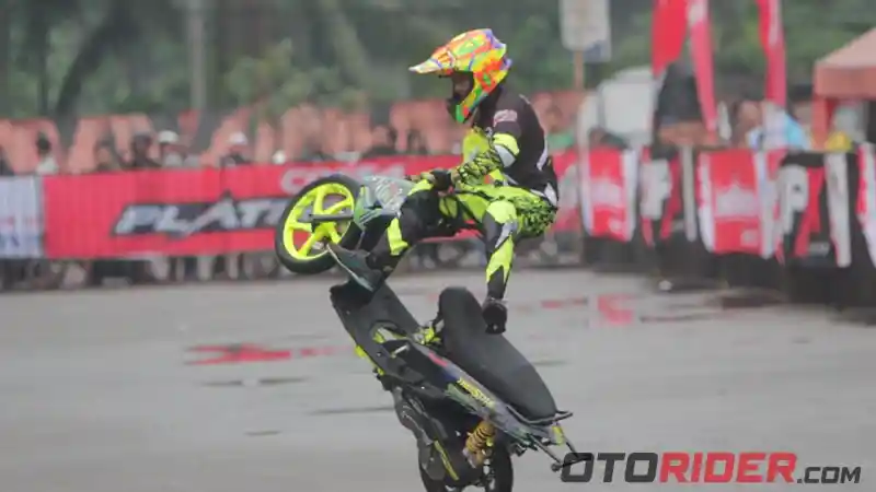Motor Freestyle Buat Kontes Modif? Kenapa Enggak