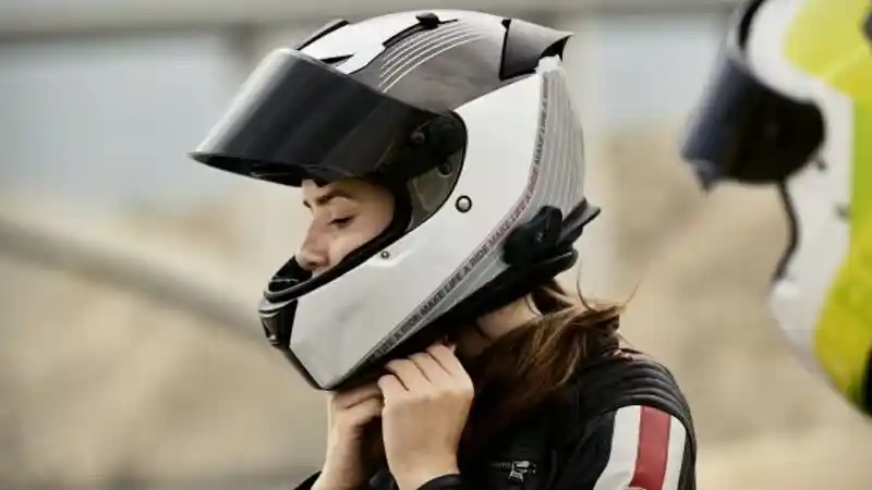 Helm BMW Motorrad