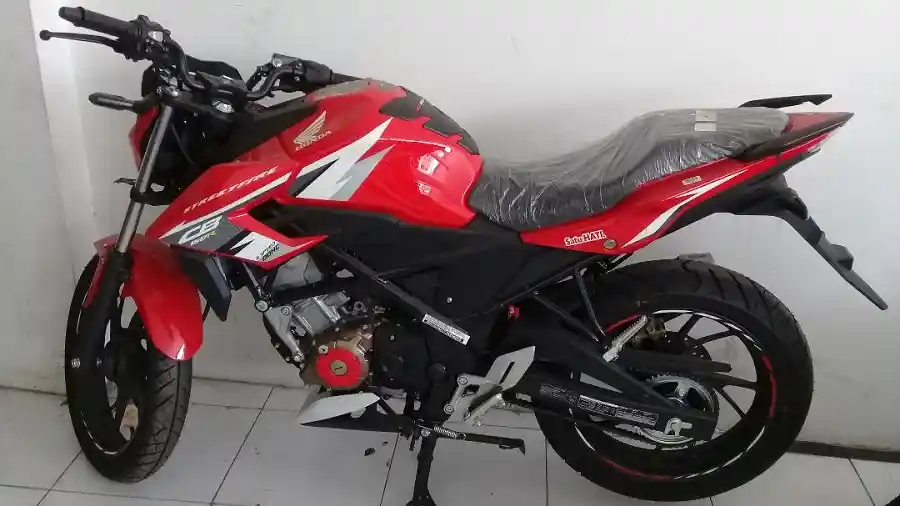 New Honda CB150R Streetfire Diluncurkan, Versi Lama Didiskon