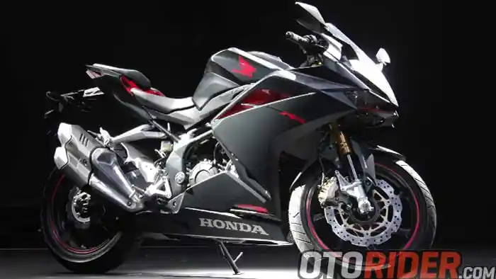 Kenapa Honda Masih Sembunyikan Tenaga dan Bobot CBR250RR?