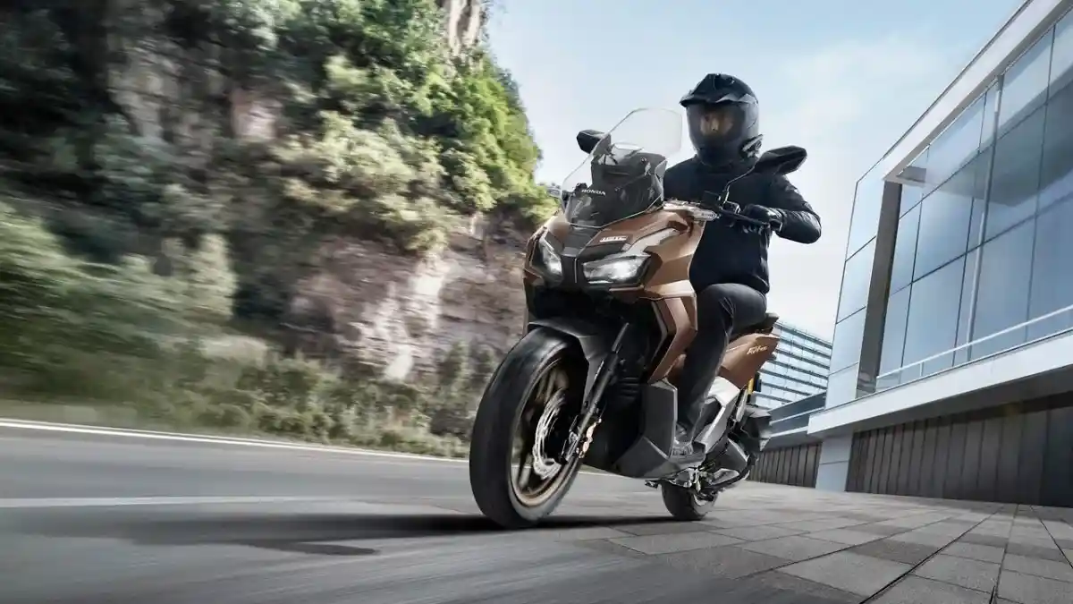New Honda ADV160 dengan RoadSync, Bisa Apa Saja untuk Pengendara?