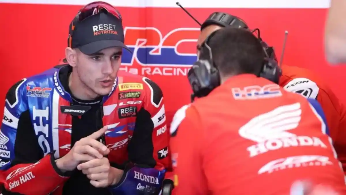 Iker Lecuona Gantikan Alvaro Bautista di Aruba.it Racing.