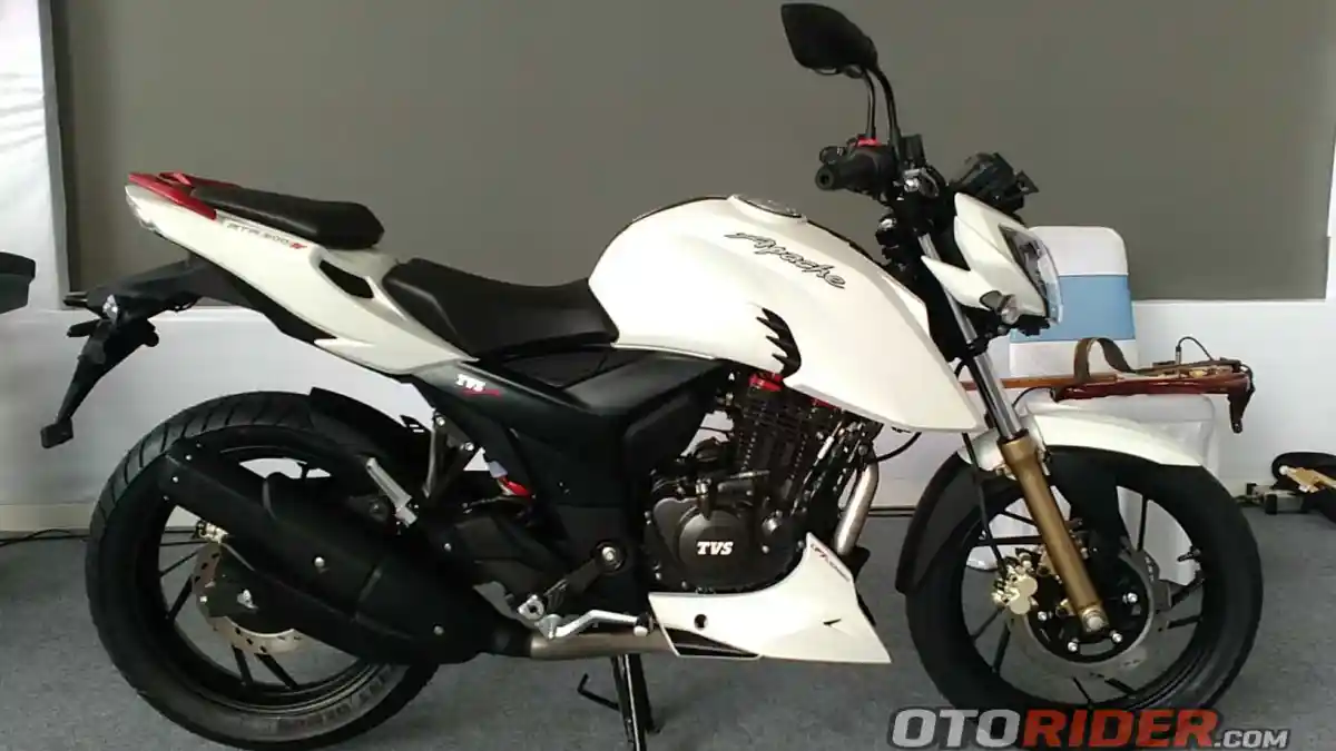 Lima Fitur Andalan TVS Apache RTR 2004V Rakitan Karawang