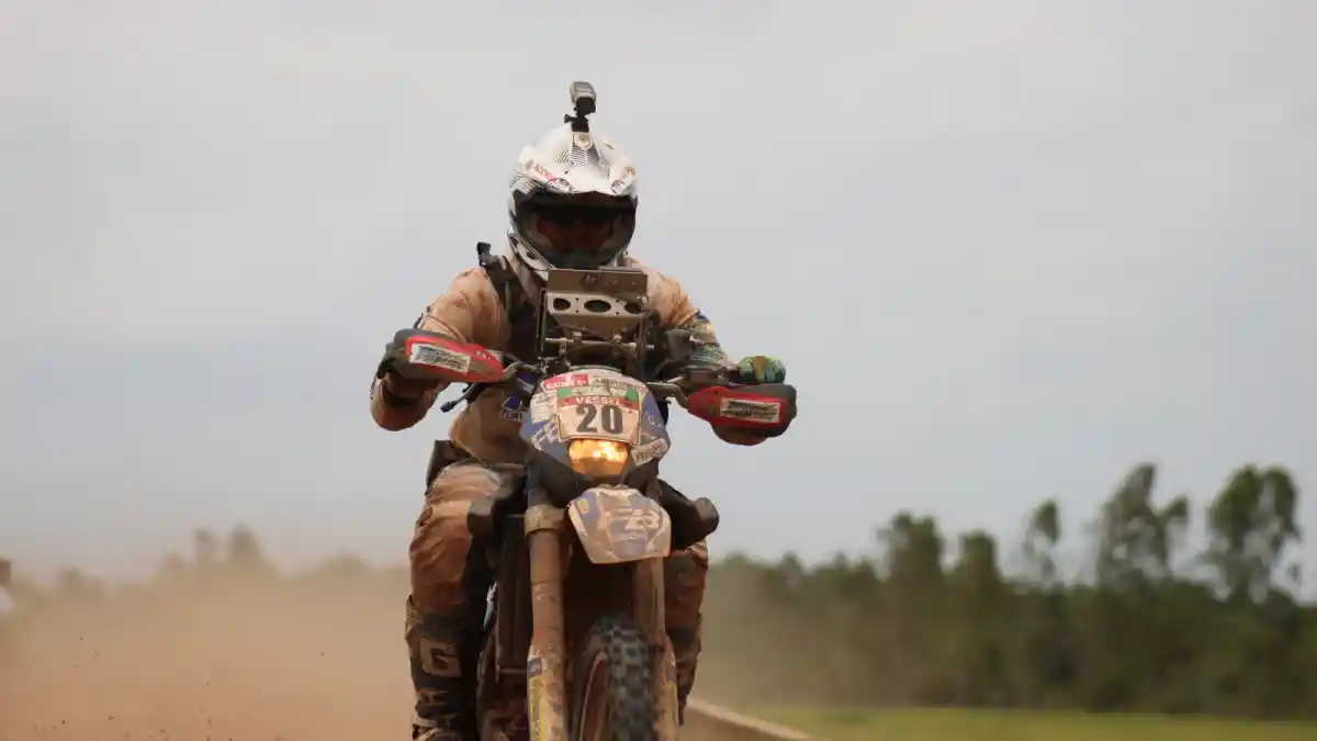 Masuk Posisi 9, Pereli Indonesia Jadi Buah Bibir di Leg 5 AXCR 2016