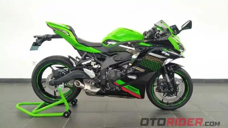 Kawasaki Ninja ZX-25R 2020