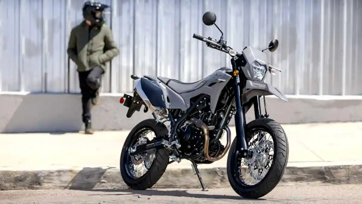 Selain Rantis Rimueng, Brimob Pakai Kawasaki KLX 230 SM Kawal Demo DPR