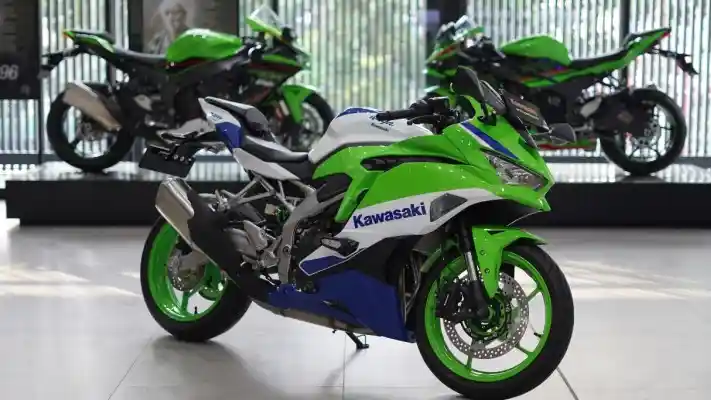 Kawasaki Indonesia Rilis Ninja ZX-25RR 40th Anniversary