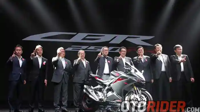 Untuk Jual CBR250RR Honda Tunjuk 135 Wing Dealer di Indonesia
