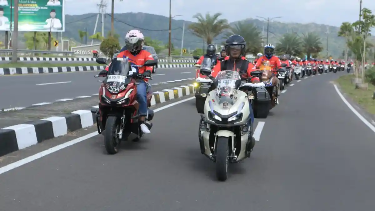 Ratusan Anggota Komunitas Honda Dukung Pembalap Indonesia di MotoGP Mandalika 2025