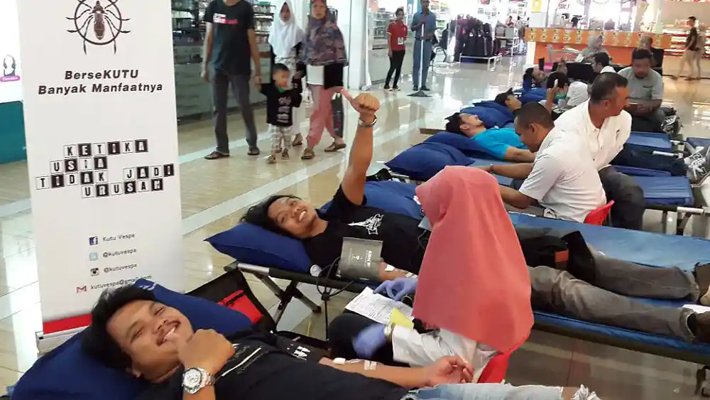 Bakti Sosial Kutu Community, Riding Sambil Donor Darah