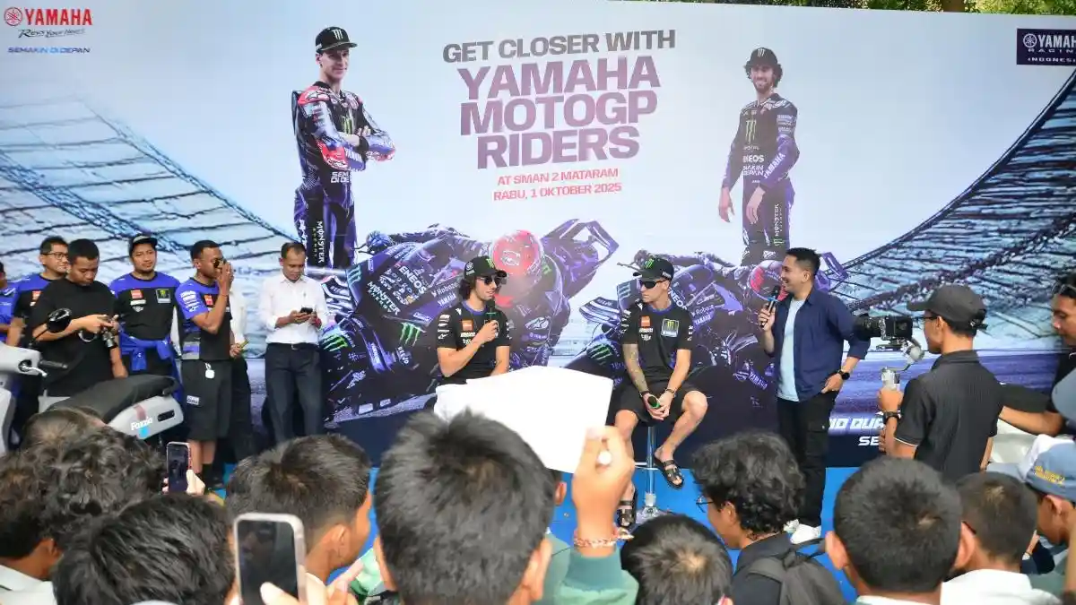 Fabio Quartararo dan Alex Rins Seru-Seruan Bareng Pelajar Mataram