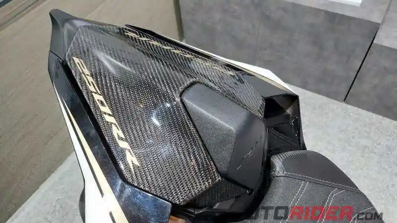 Modifikasi New Honda CBR250RR 2022