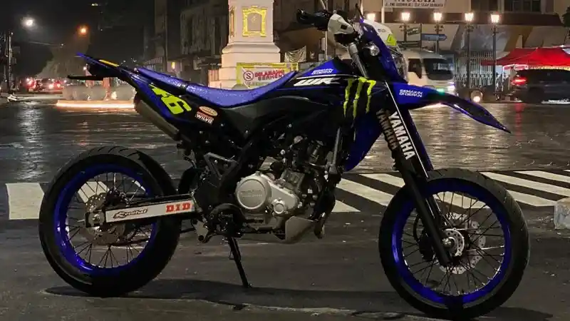 Modifikasi Yamaha WR 155R Supermoto