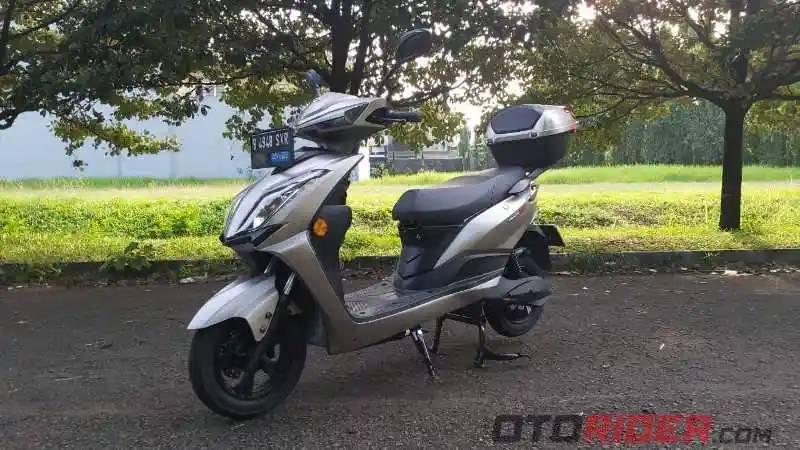 First Ride: Motor Listrik Rp 20 Jutaan, Rakata X5