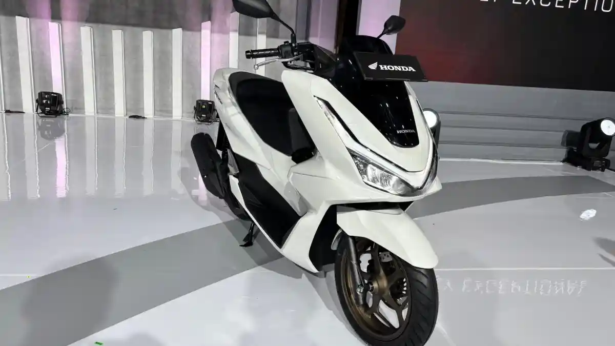 Ada Perubahan Desain, Berapa Konsumsi BBM New Honda PCX 160