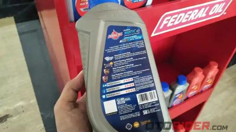 Pelumas Motor Matic Federal Oil Raih Penghargaan Merek Terbaik