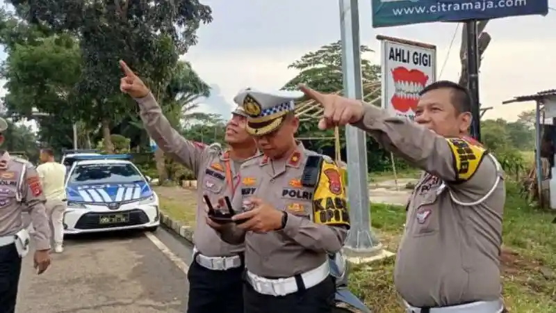 Otomotif Pekan Ini: Kehilangan Helm, Harga Motor Naik, Hingga Sistem Tilang Poin