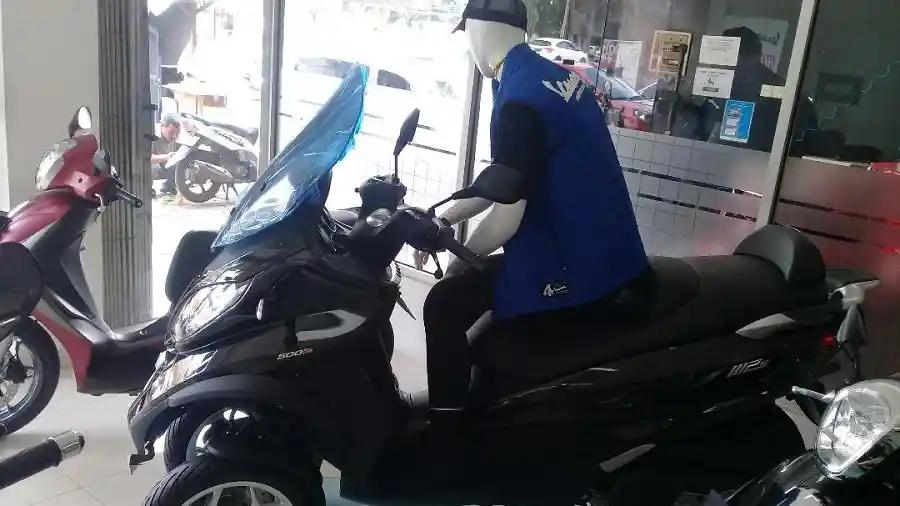 Piaggio MP3
