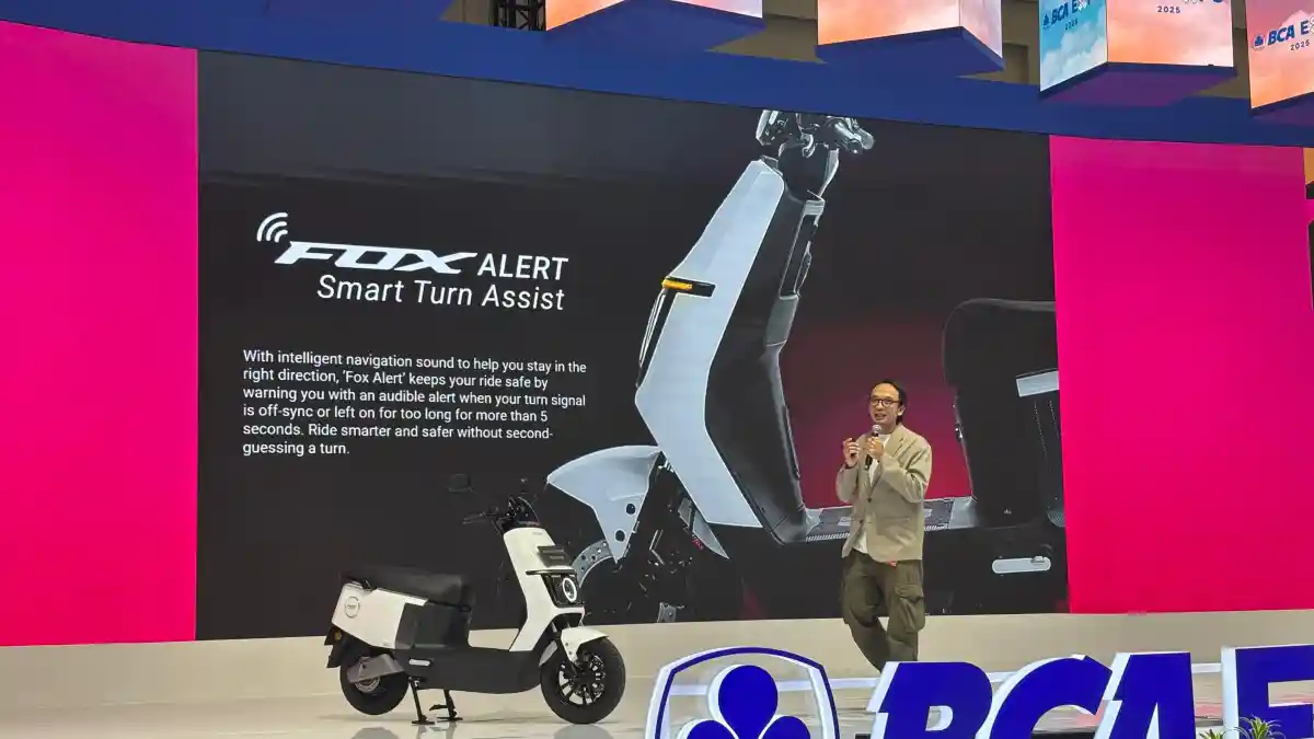 Mengenal Fitur Fox Alert di Polyrton Fox 200, Bikin Perempuan Tak Lagi Sein Kanan tapi Belok Kiri