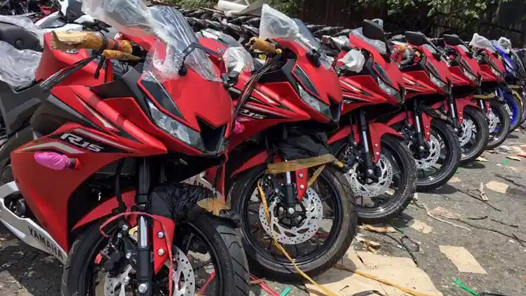 Sampai Vietnam, Harga Yamaha All New R15 Tembus Rp 64 Juta!