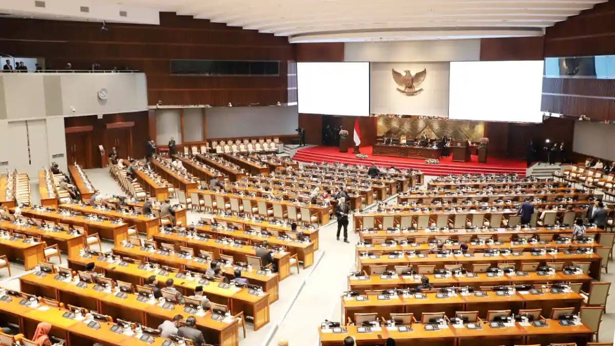 Turun Jadi Rp65 Juta, Gaji dan Tunjangan DPR RI Tetap Bisa Beli Motor Ini Cash