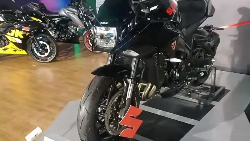 Suzuki Katana