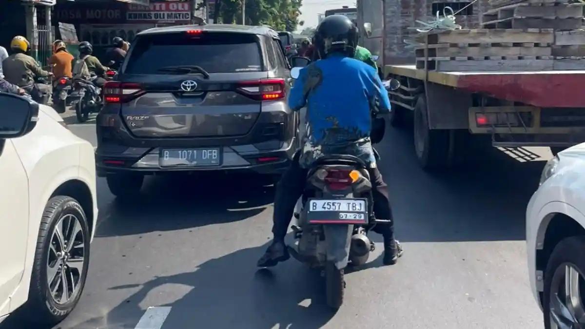 Waspadai Blind Spot, Kunci Keselamatan Berkendara di Jalan Raya