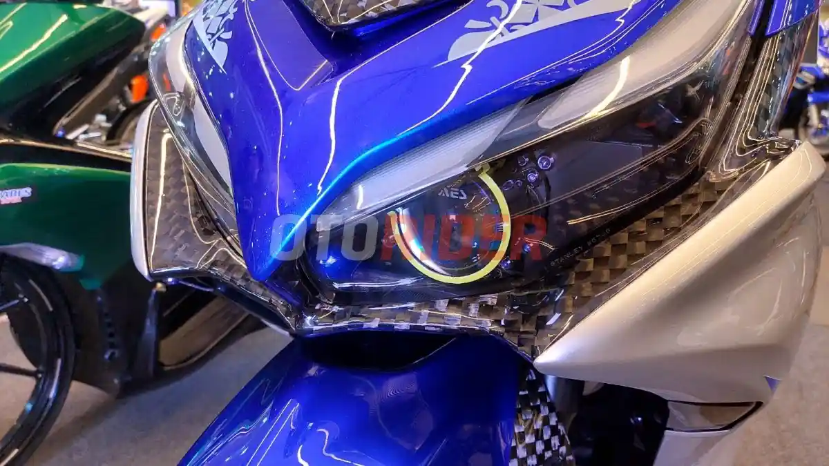 Tren Modifikasi di Yamaha Aerox Series: Lampu BI-LED