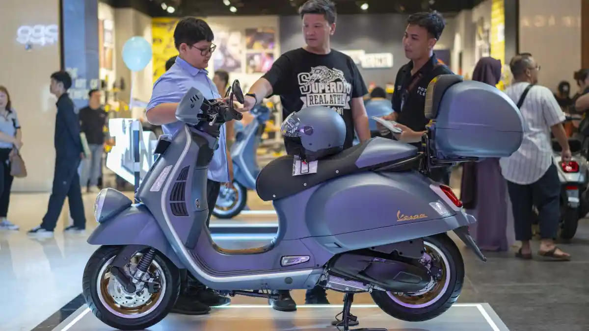 Promo DP Ringan dan Diskon Aksesoris di Vespa Exhibition