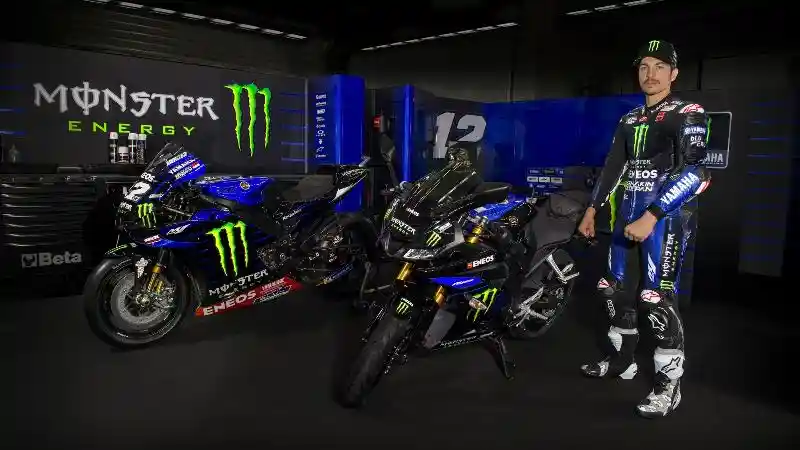 Yamaha R15 Livery Monster Energy