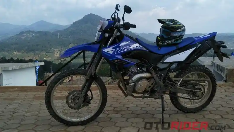 Yamaha WR 155R