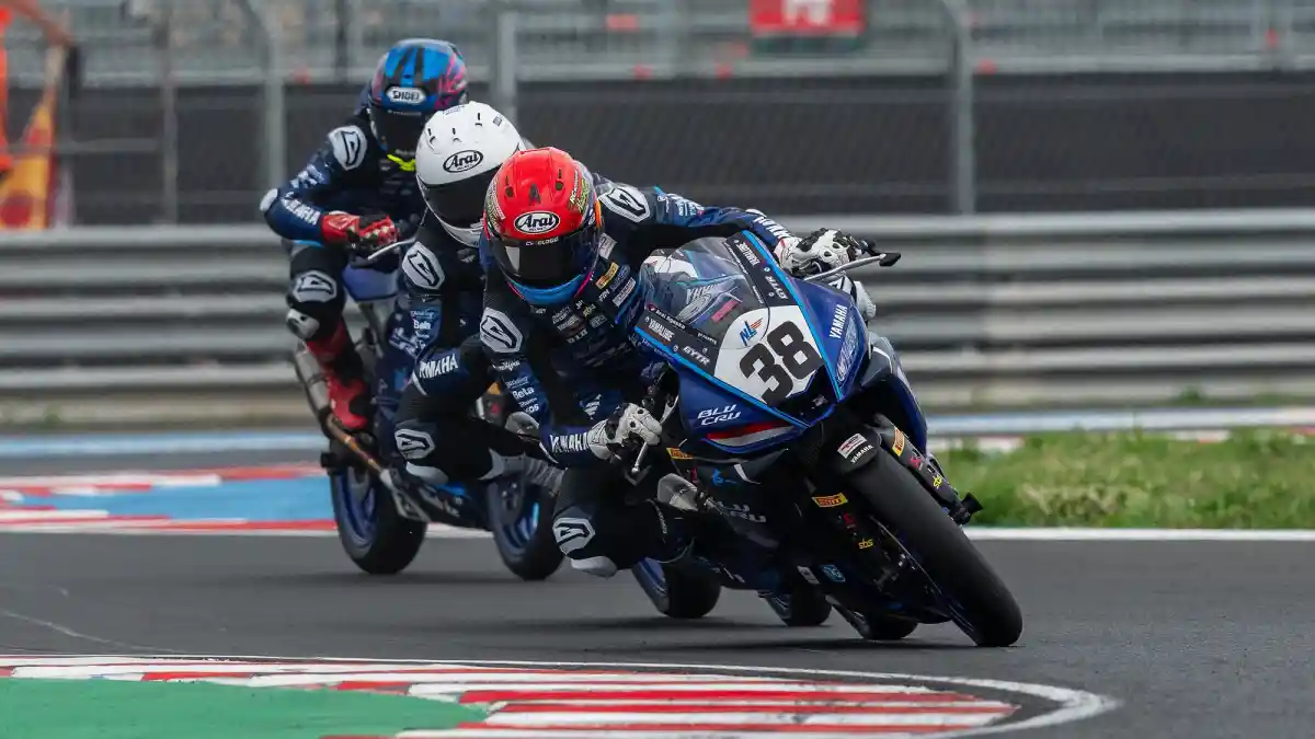 Keseruan Yamaha bLU cRU Master Camp 2025, Ajang Belajar Langsung dari Rider Dunia