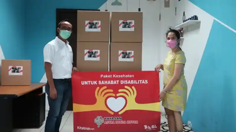 Yayasan Honda Motor Salurkan Bantuan Kepada Disabilitas