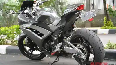 Modifikasi Kawasaki Ninja 250 FI 2014, Kamuflase Hemat Buat Gaya