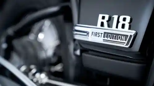 harga bmw r18