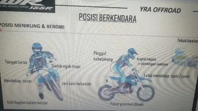 Tips Kendarai Motor Trail, Posisi Badan Harus 'Sombong'