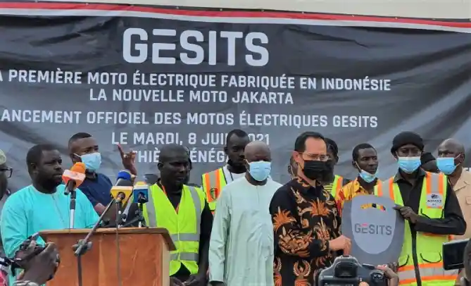 200 Unit Motor Listrik Gesits dikirim ke Afrika