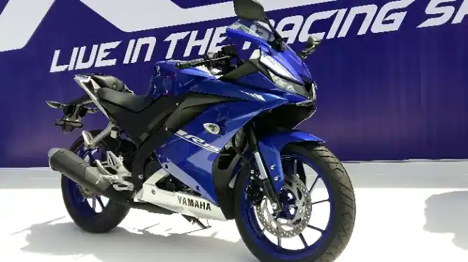 Yamaha R15